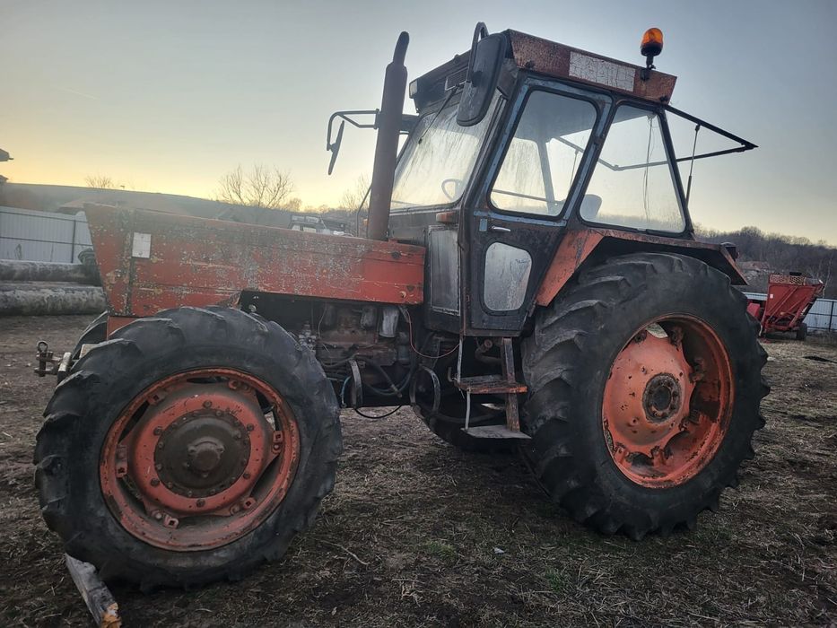 Tractor 1010  dezmenbrez