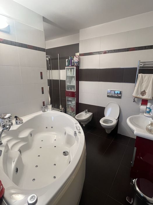 Vila Strada Trivale S+P+E1+M