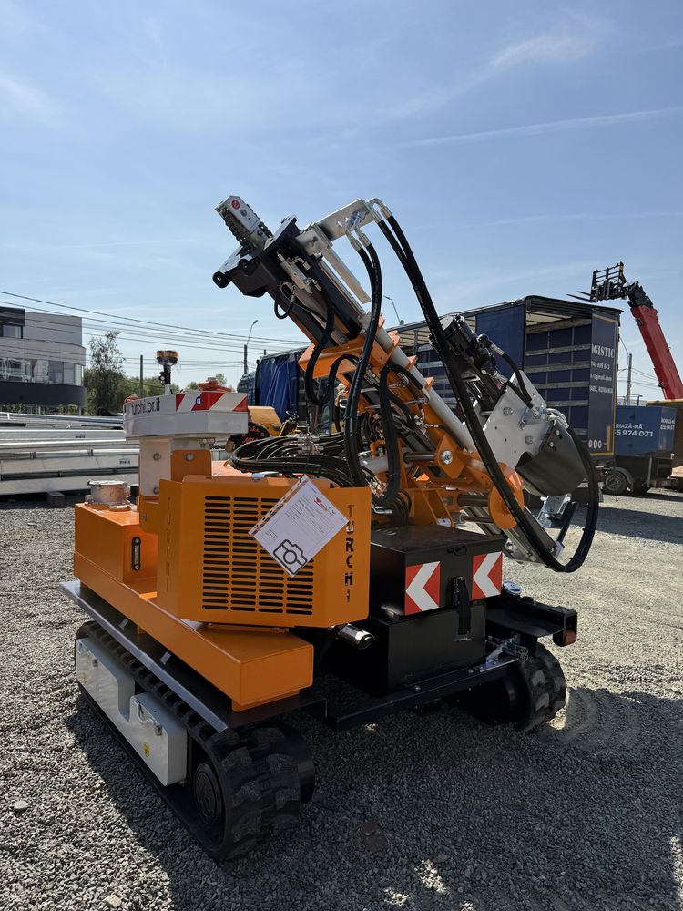 Utilaj de forat Turchi300f an 2025  garantie nou motor doosan  stage 5