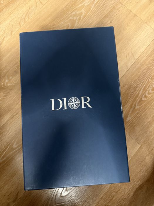 Dior b30