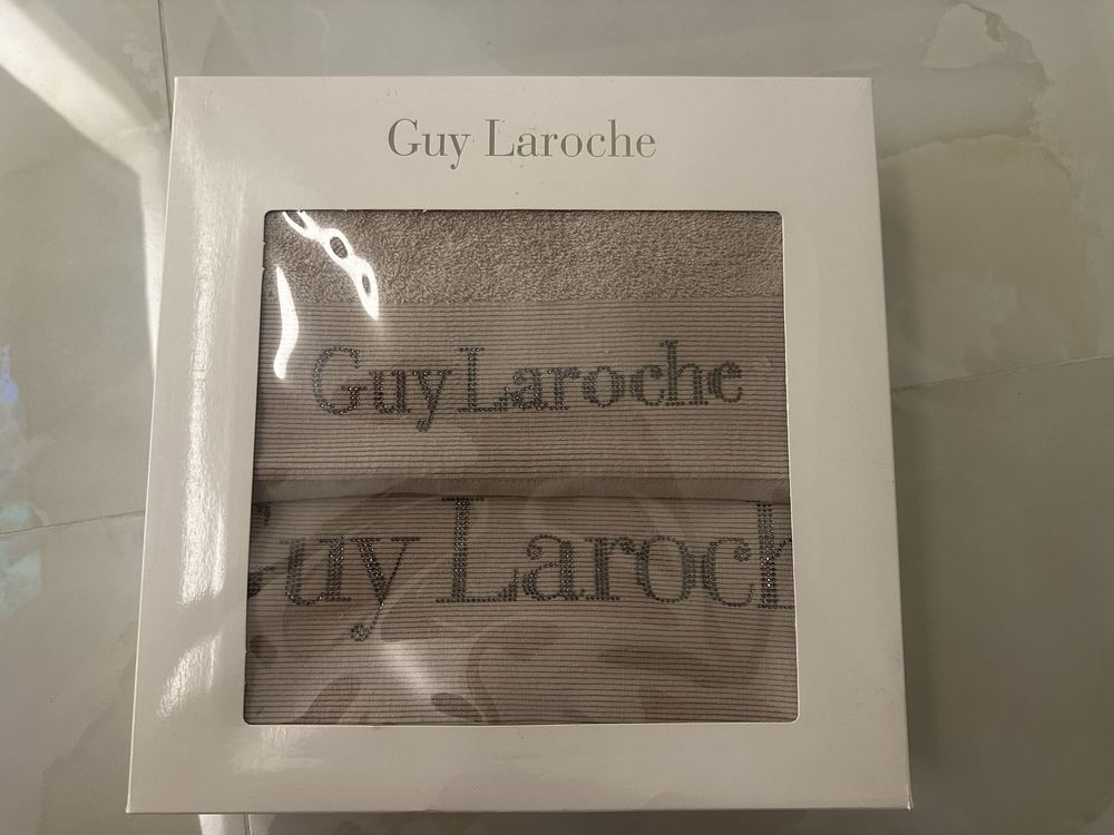 лимитирано шалте за спалня и хавлии Guy Laroche