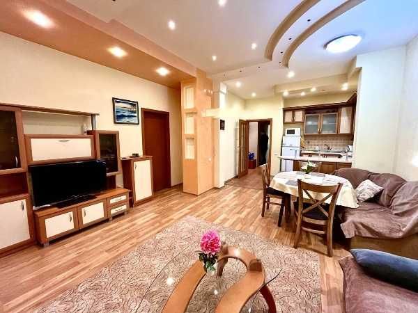 Продава се Четиристаен апартамент в Пловдив, Център - 86 кв.м за 588 €/кв.м - Снимка #3