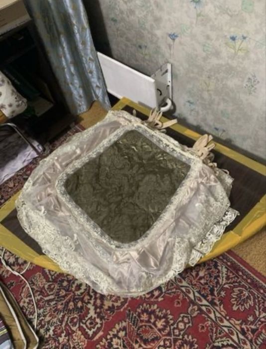 Коврики для стульев королевский велюр срочно продам