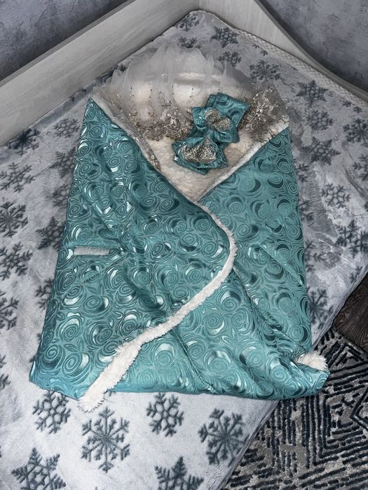 Продам конверт на выписку.