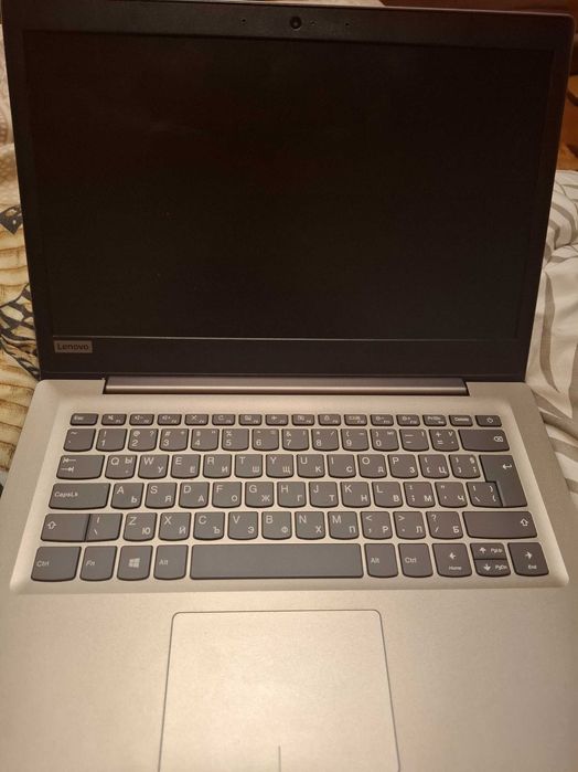 Продава се лаптоп Lenovo