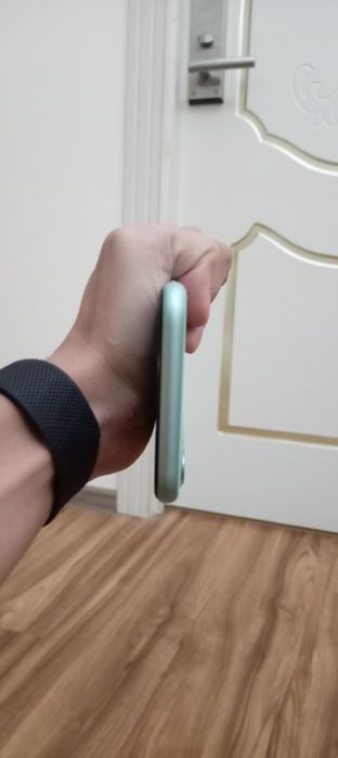 IPhone 11  sastiyana. Ideal