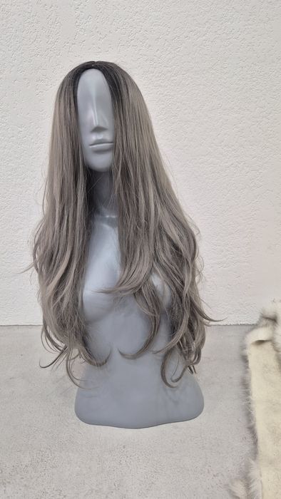 Парики из искусственных волос