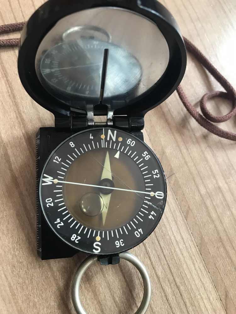 Busola veche ww2 Bezard