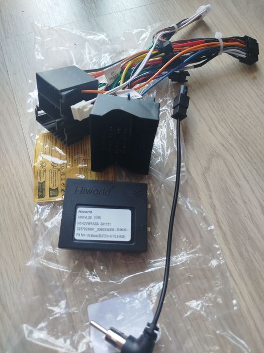 Cablu  Alimentare + Canbus pentru Navigatii VW, Seat,Skoda,Cablu Radio