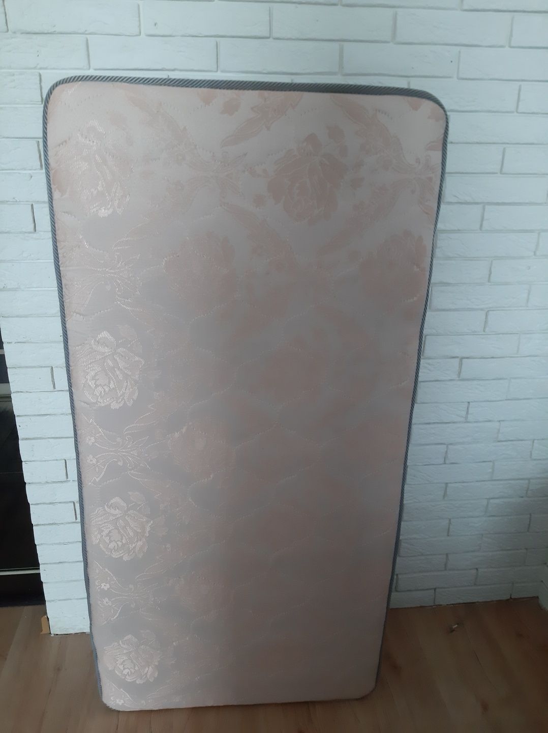 Продам  детскую кровать