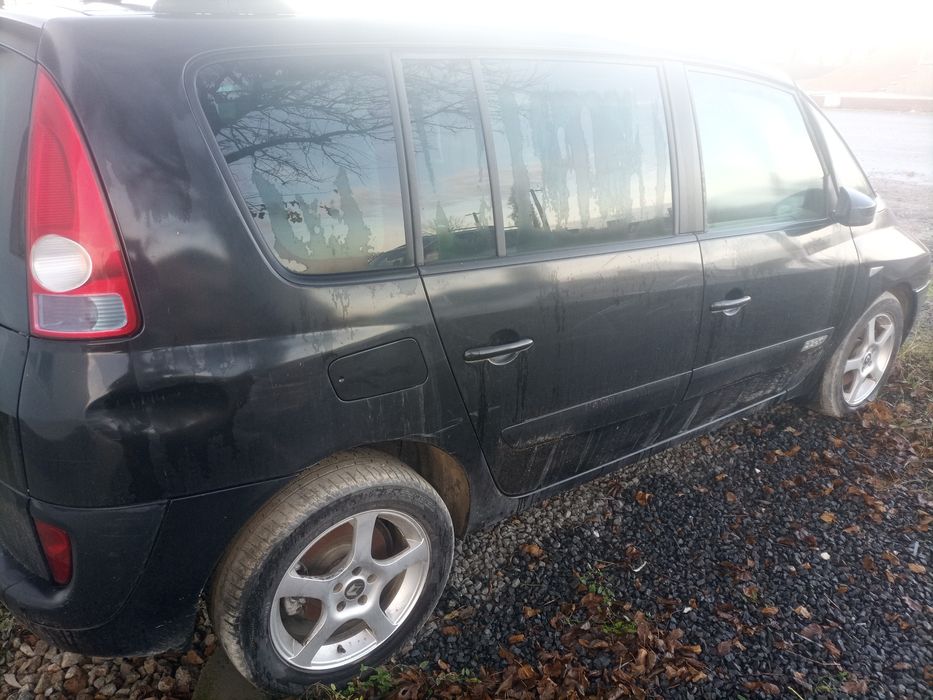 Dezmembrez Renault Espace