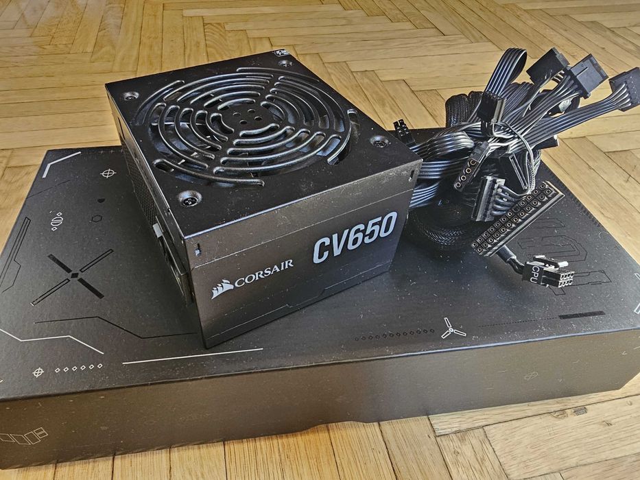 Sursa PC - PSU Corsair CV650 80+ Bronze 650W