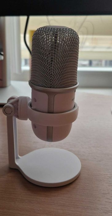 Микрофон HyperX SoloCast, бял
