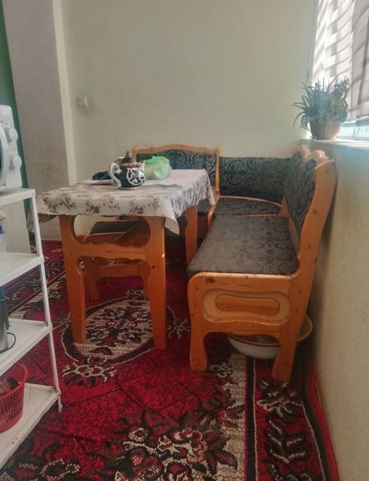 Samkochda 2 xonali uy sotiladi padvali bilan