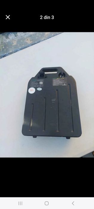 Vând baterie  60w20ah