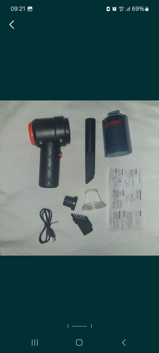 Mini aspirator portabil cu acumulator