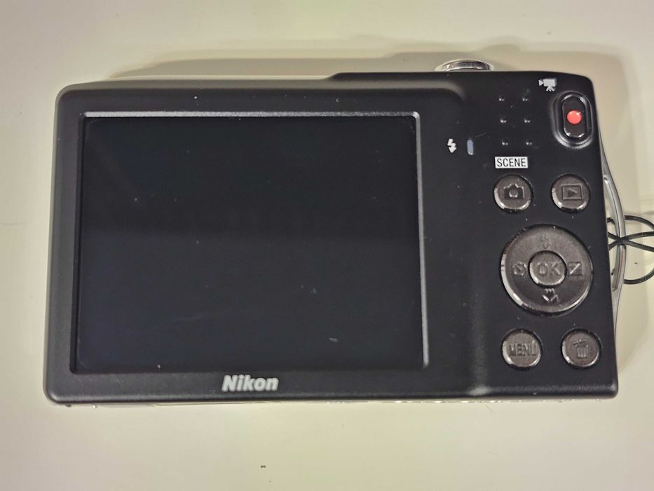 Y2K Aparat foto digital compact Nikon Coolpix S3300 16MP 6xZoom