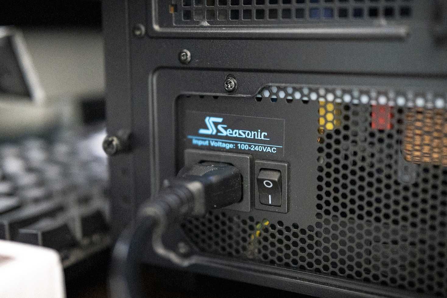 Компютър Intel i9-12900K/Z790/64GB DDR5/256GB SSD/650W