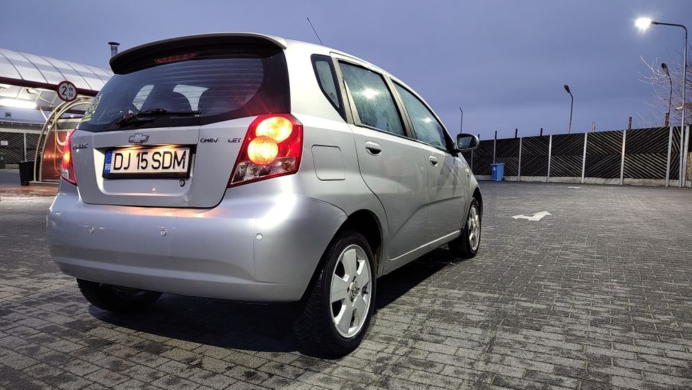 Vând Chevrolet Kalos Automat