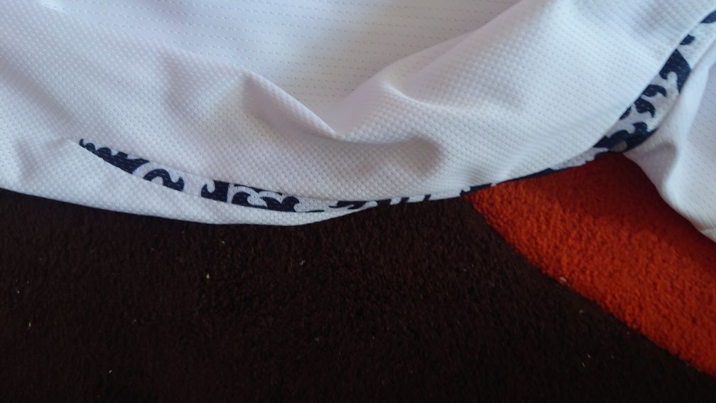 Англия Umbro XL genuine t shirt