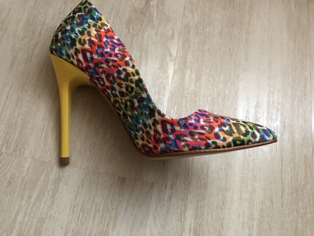 Pantofi eleganti multicolori
