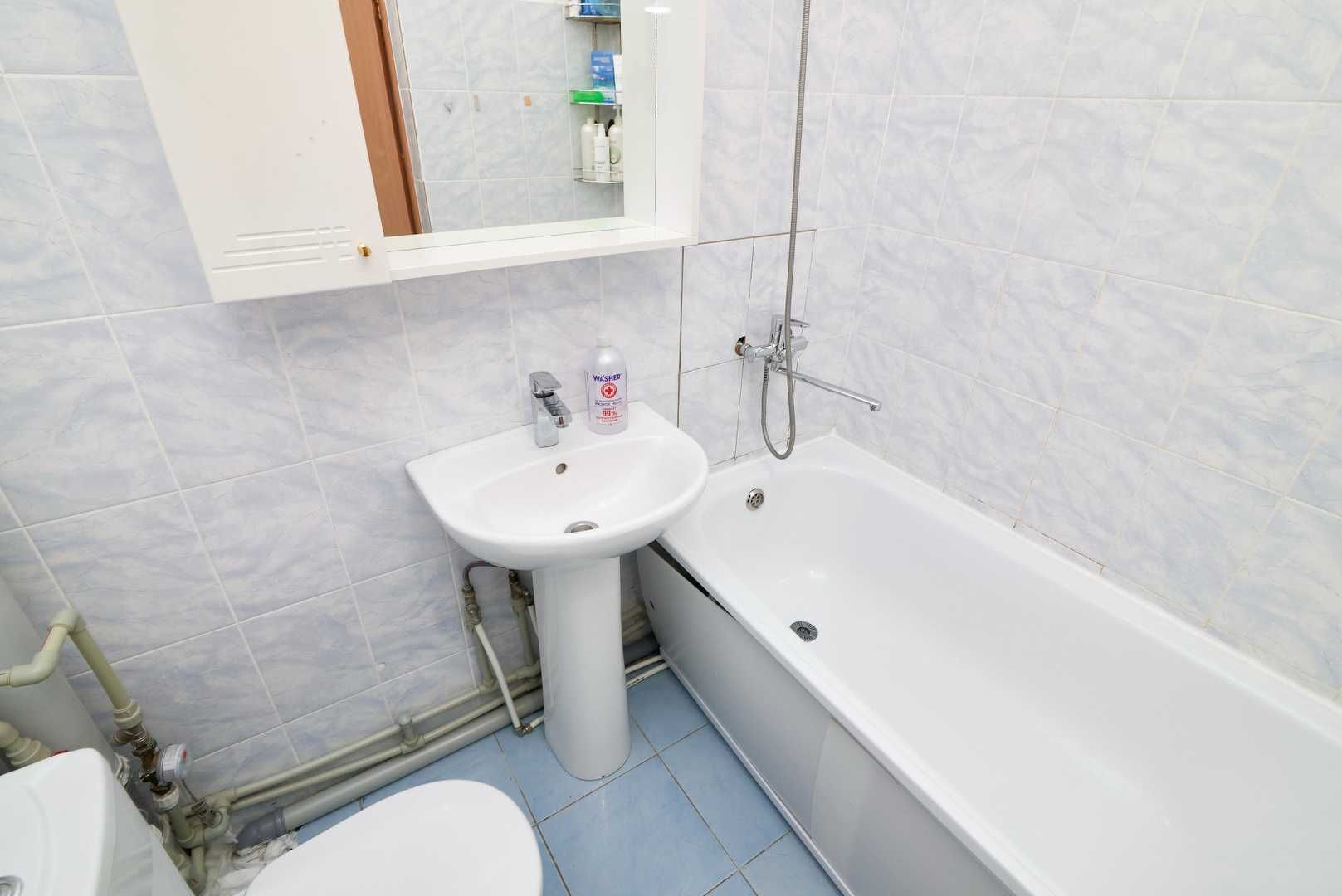 В продаже 2 ком студия в центре левого берега