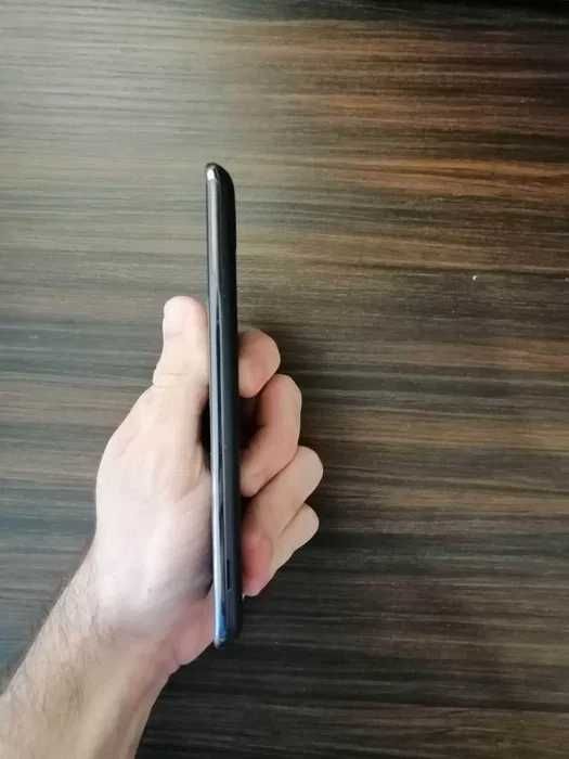 Vând Smartphone LG K8 2017, 8GB, 4G