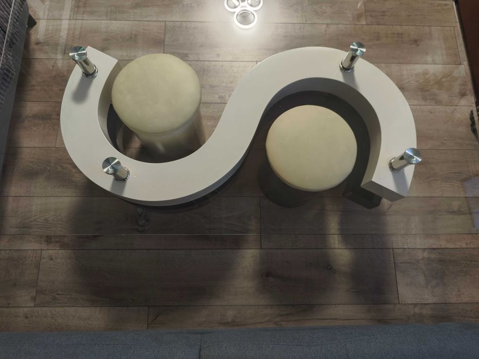 Стъклена маса, в много добро състояние