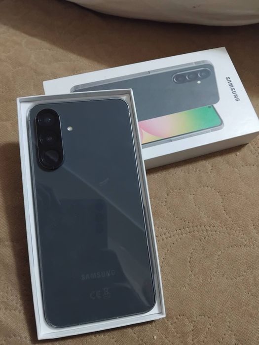 Vnd sau schimb cu un iphon