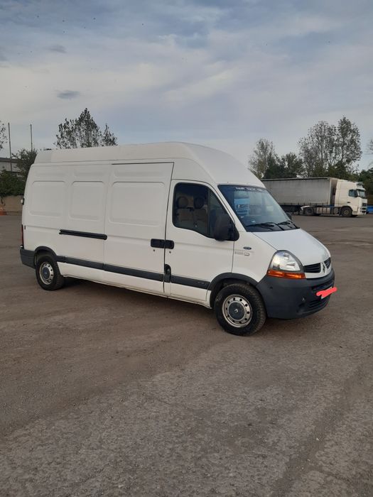 Транспортни услуги с микробус до 3,5 тона в Бургас, региона и страната