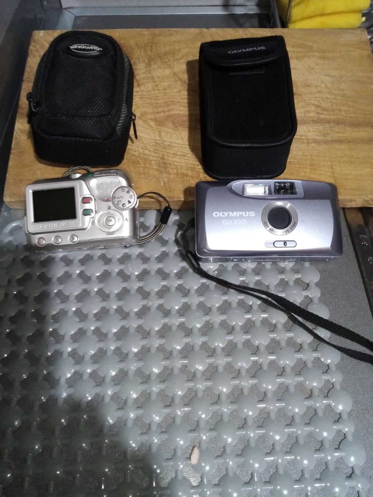 Продавам стари фотоапарати Олимпус 2 бр зарядно.
