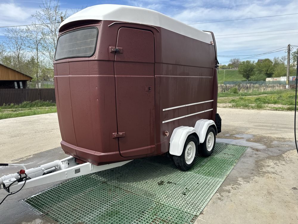 Food Truck - bar , cafenea