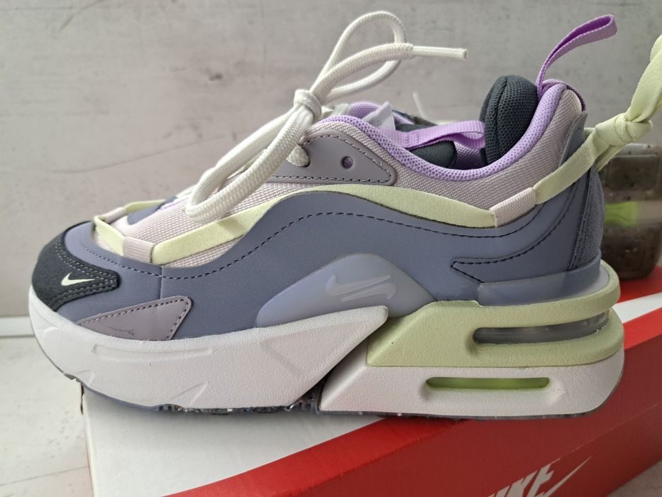 Нови Маратонки NIKE