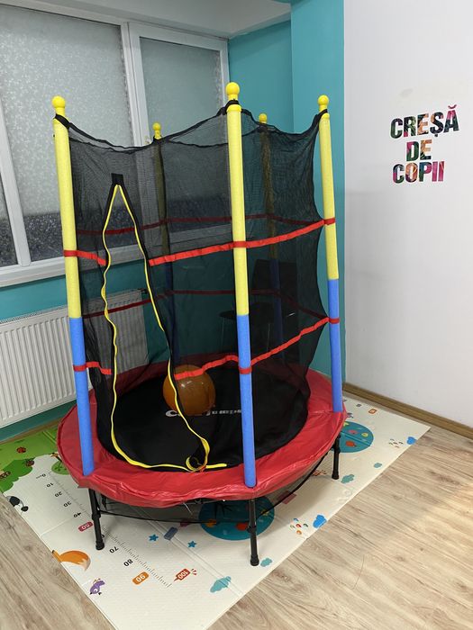 Vand  trambulina copii,stare excelenta