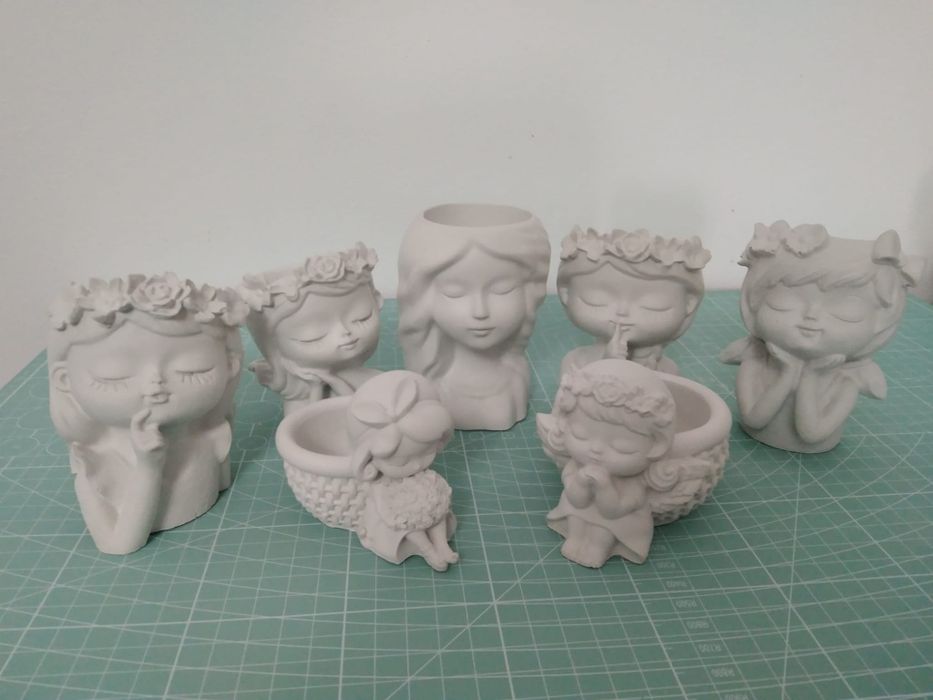 Figurine, vaze din ipsos pentru decorațiuni handmade