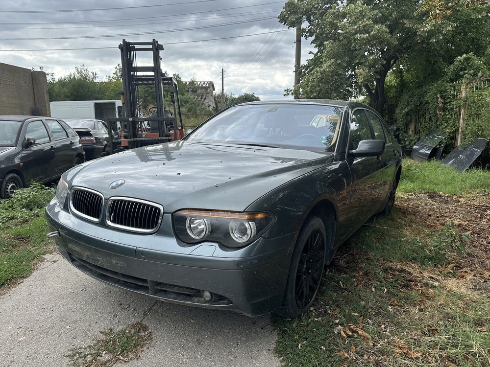 BMW 745i на части