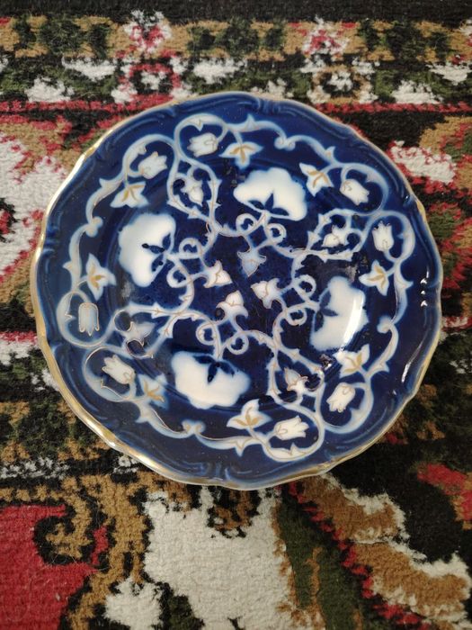 Олдинги идишлар арзонга