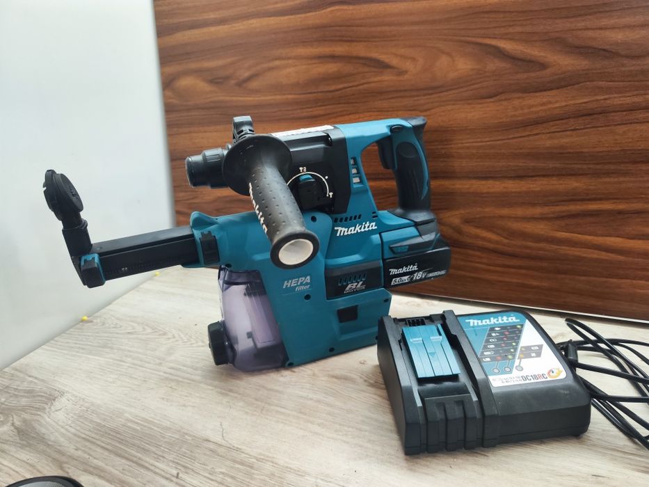 Rotopercutor NOU Makita DHR242 cu aspirator