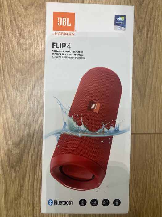 Портативная колонка фирмы JBL в упаковке состояние новое
