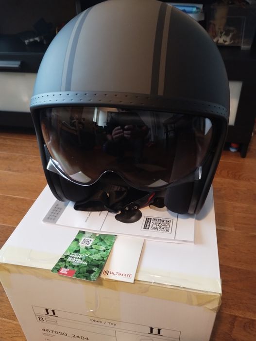 Каска за мотор и скутер (Ultimate Speed) ERE 22.06