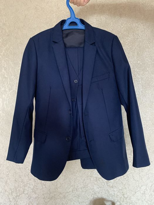 Школьный костюм тройка (2 пары брюк)