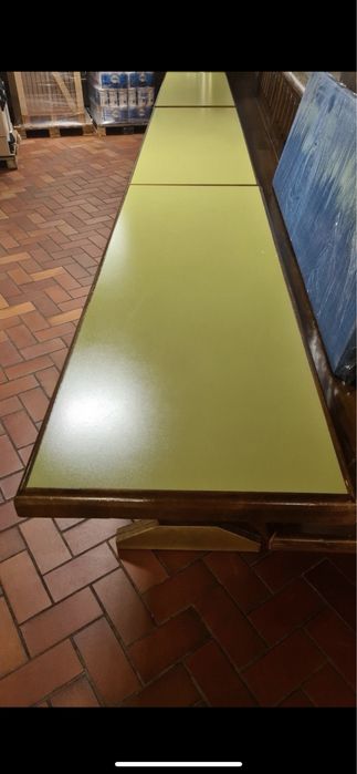 Vand 22 mese din lemn masiv