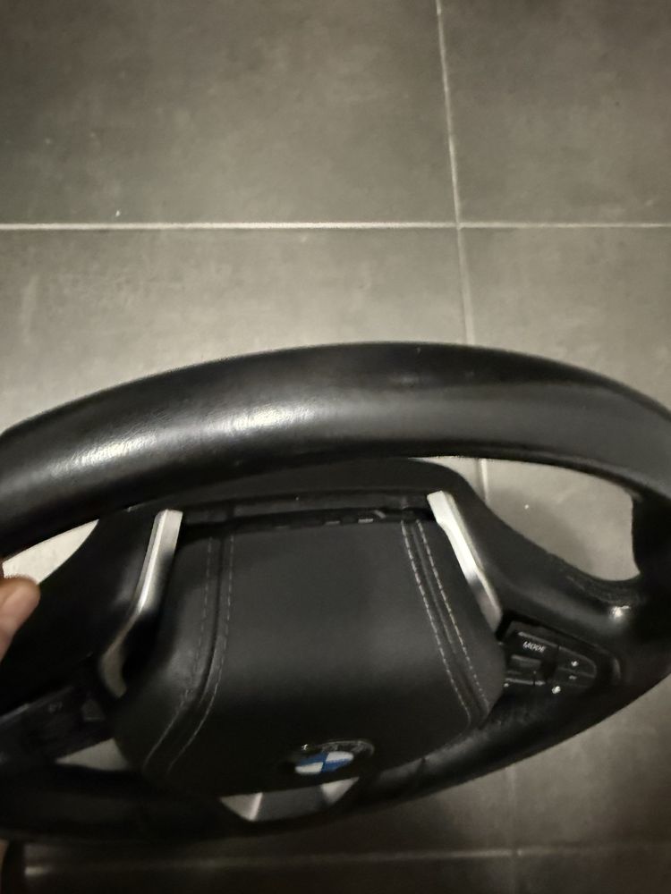 Волан с еърбег airbag BMW G30 G20 G01