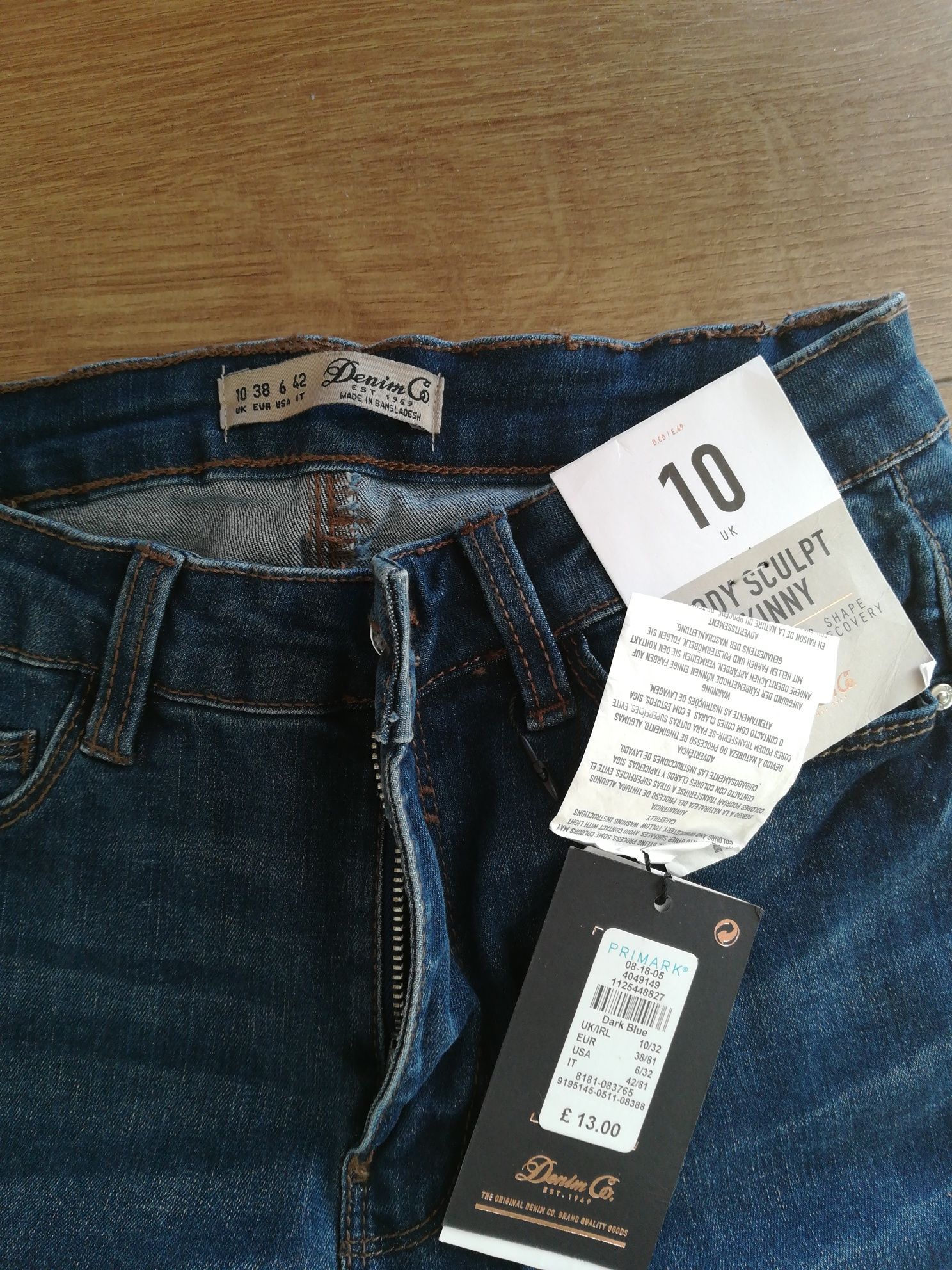 blugi dama noi, mărimea M, dar merg la S, Primark