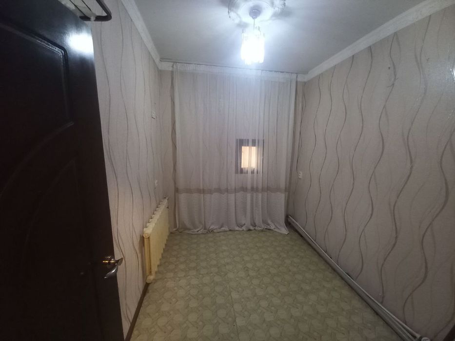 Сотилади Чилонзор 19 квартал 2 хонали разделка