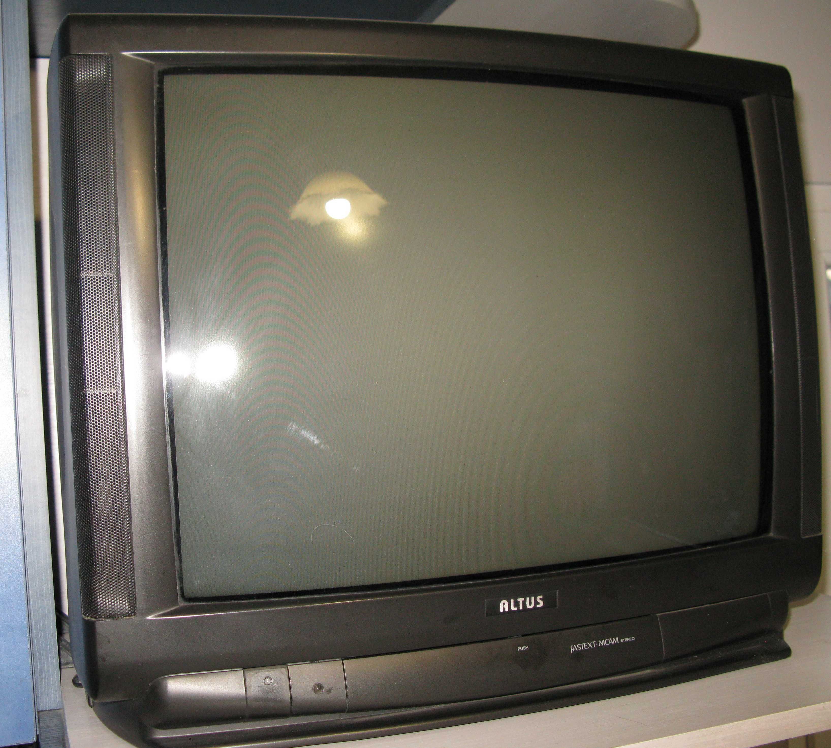 Телевизор Altus, 21 инча , 52 см диагонал