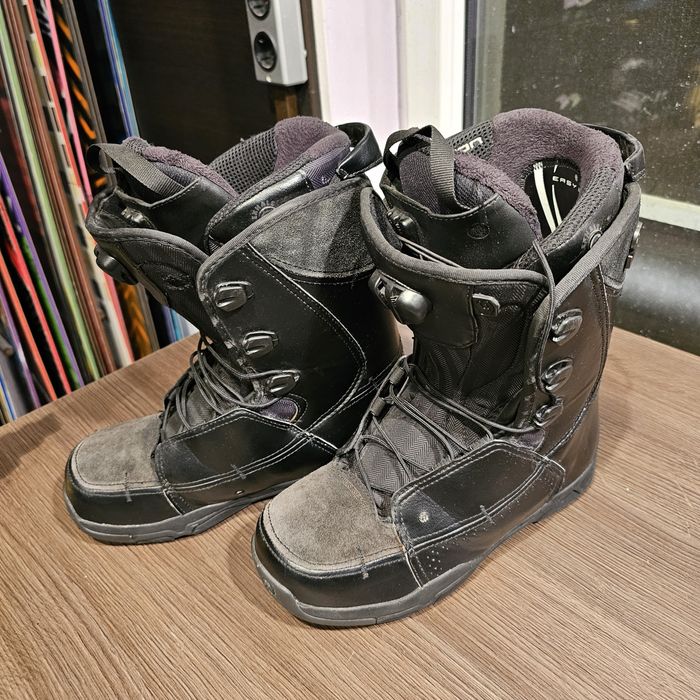 Boots Snowboard Salomon F22 Nr.45EU