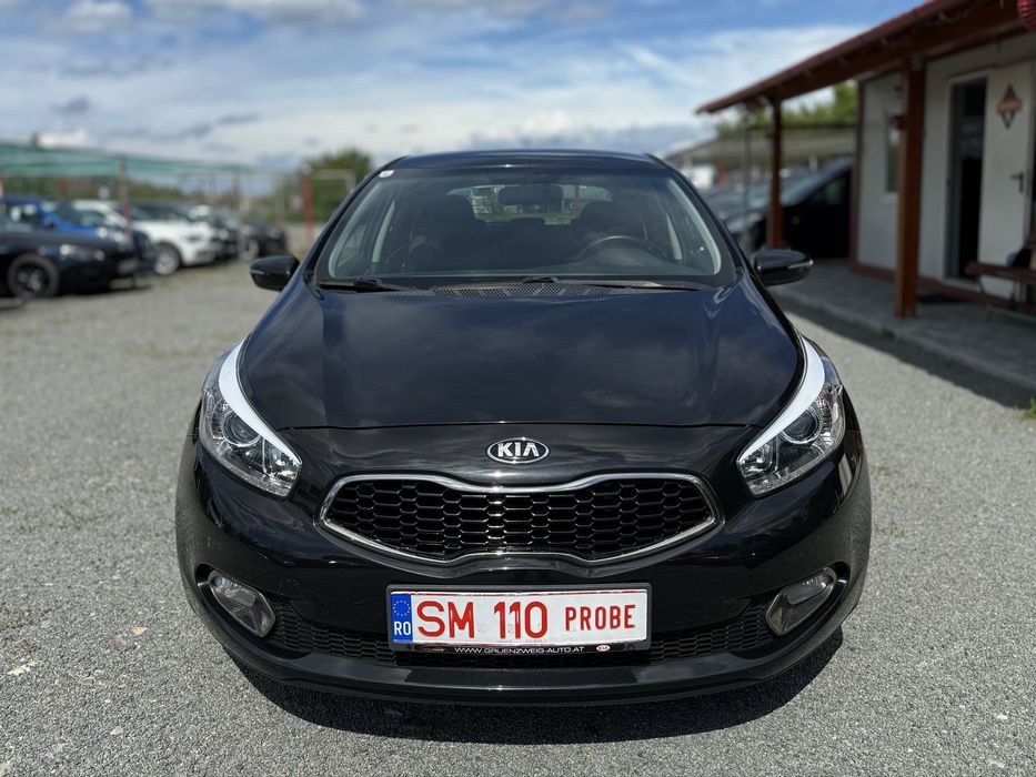 Kia Ceed Hatchback 1.6 CRDi 110cp 6+1 trepte Euro5, RAR Efectuat!