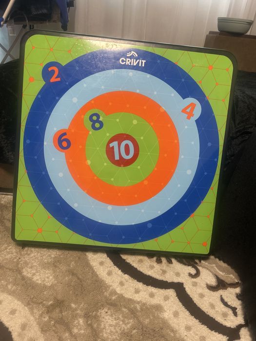 Детска игра с лък и стрели