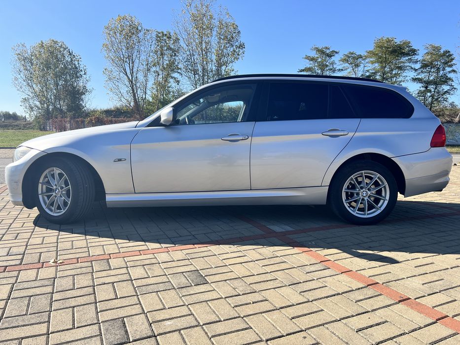 BMW e91 320D 2.0 184 cp 2012